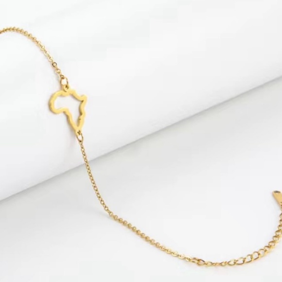 Elegant 18Kt Gold Plated African 'Mapu' Bracelet - Picture 2 of 5